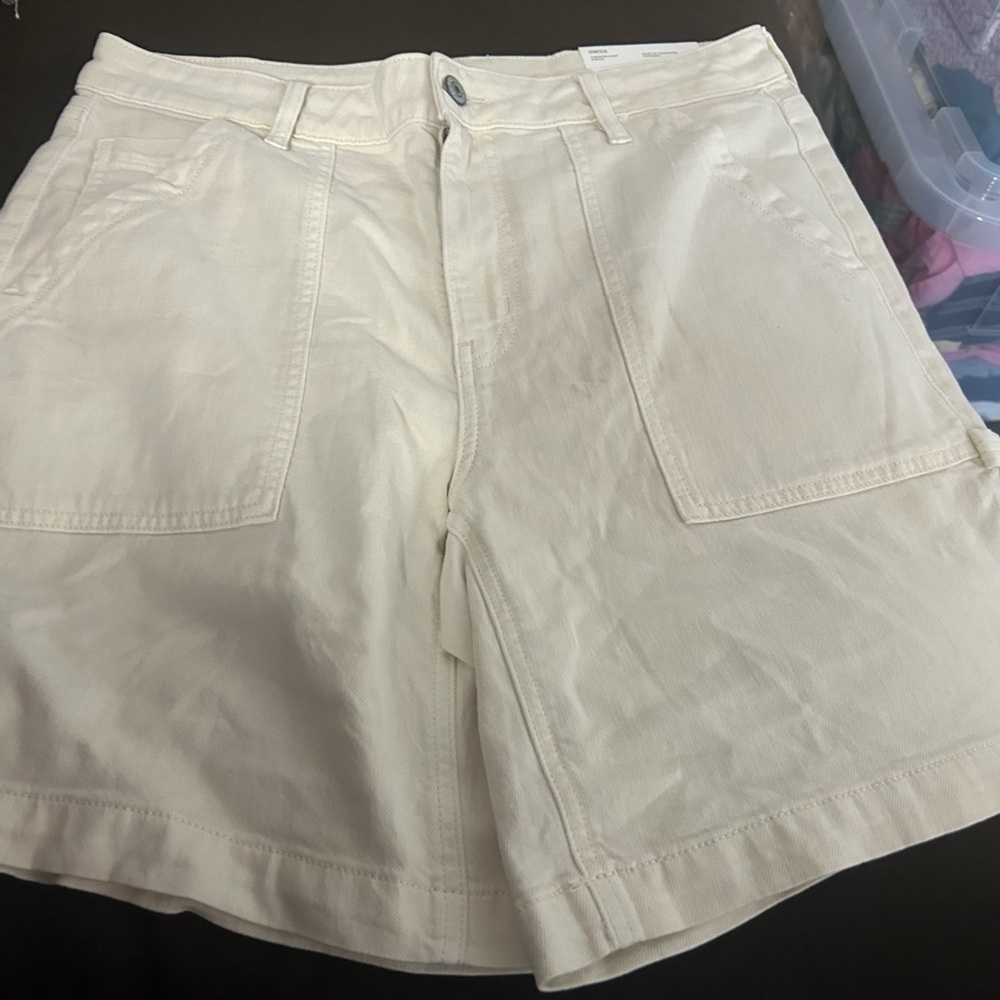 NWT AE Dreamy Drape Carpenter Cream Women's Shorts - Picture 6 of 12